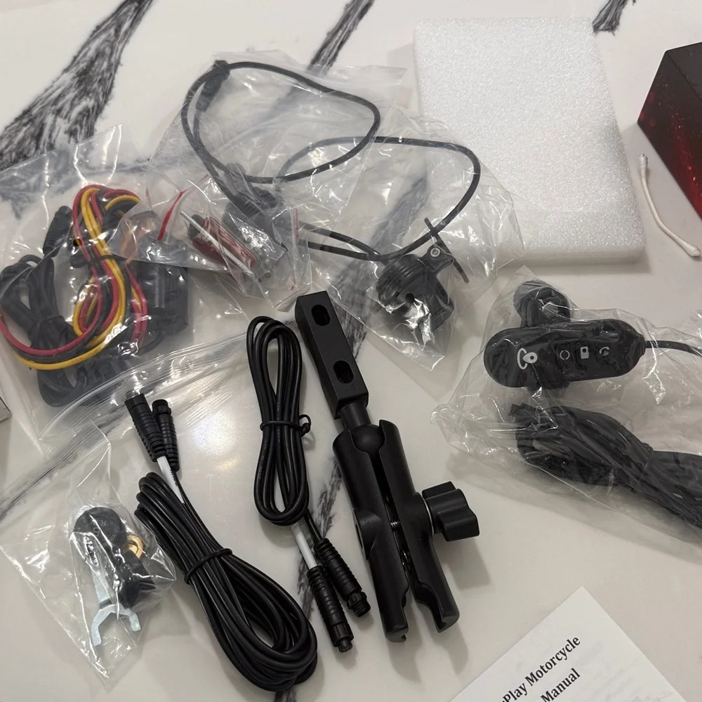 NIB motorcycle dash cam with CarPlay. Front and back camera